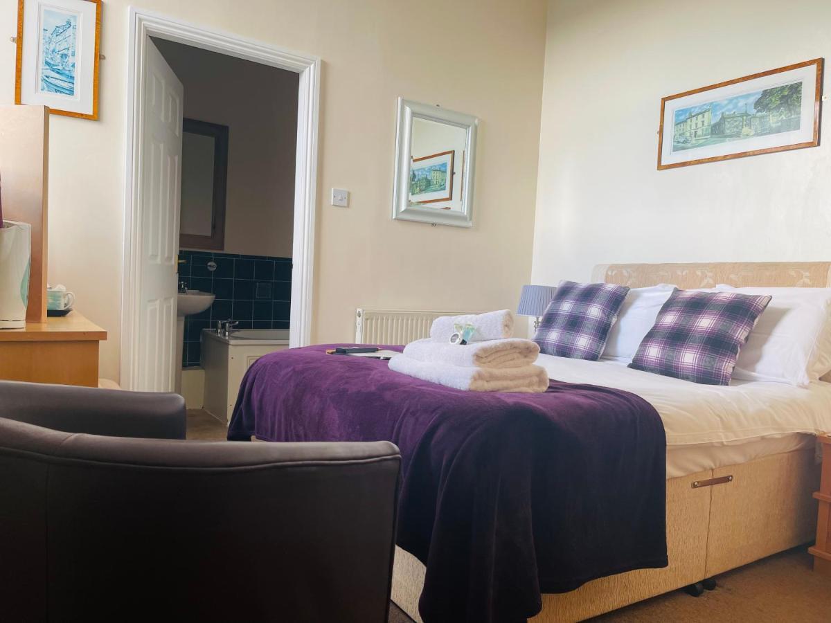 The Crossroads Inn 4*